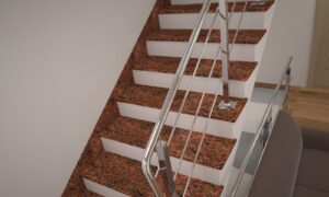 Лестница из Лезниковского гранита с металлическими перилами