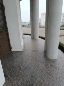 Термооброблена плитка з Корнінського граніту